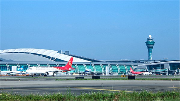 廣州白云機(jī)場